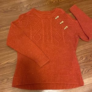 Super cute fall sweater, no longer wear